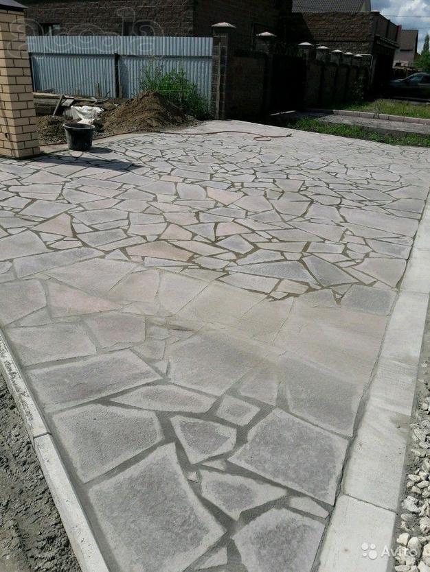 Укладка тротуарной плитки, брусчатки и природного камня